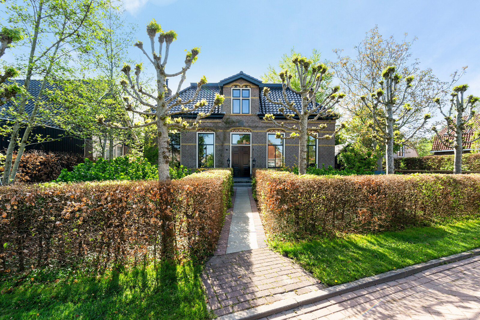 Bekijk Elahuizen, Buorren 6