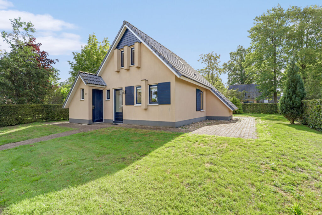 Sondel, Beuckenswijkstraat 28-27