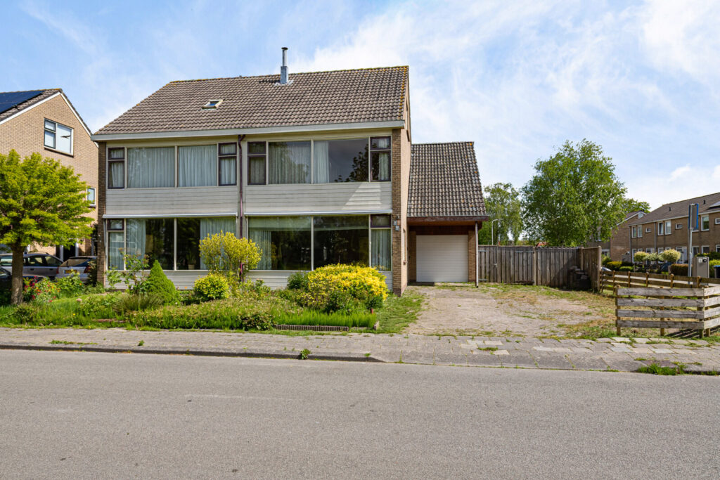 Workum, Jonkersfinne 4